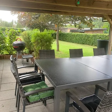 Ferienhaus Lodge, Nahe Am Skigebiet, 8 Bäder, 2 Küchen *