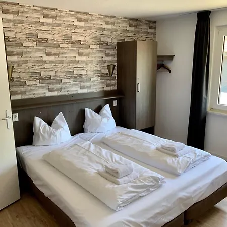 Ferienhaus Lodge, Nahe Am Skigebiet, 8 Bäder, 2 Küchen Winterberg