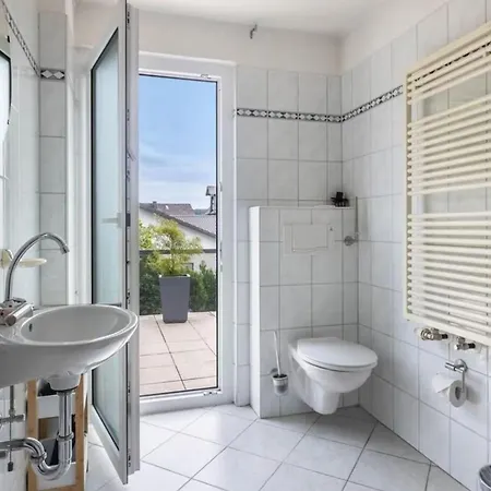 Lodge, Nahe Am Skigebiet, 8 Bäder, 2 Küchen * Winterberg