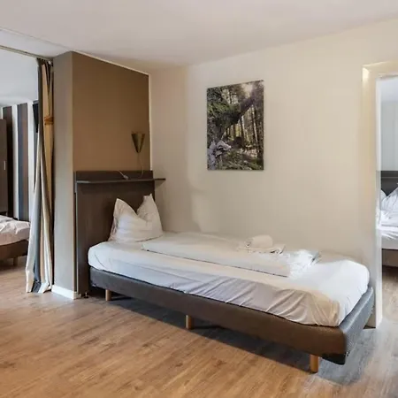Lodge, Nahe Am Skigebiet, 8 Bäder, 2 Küchen Ferienhaus